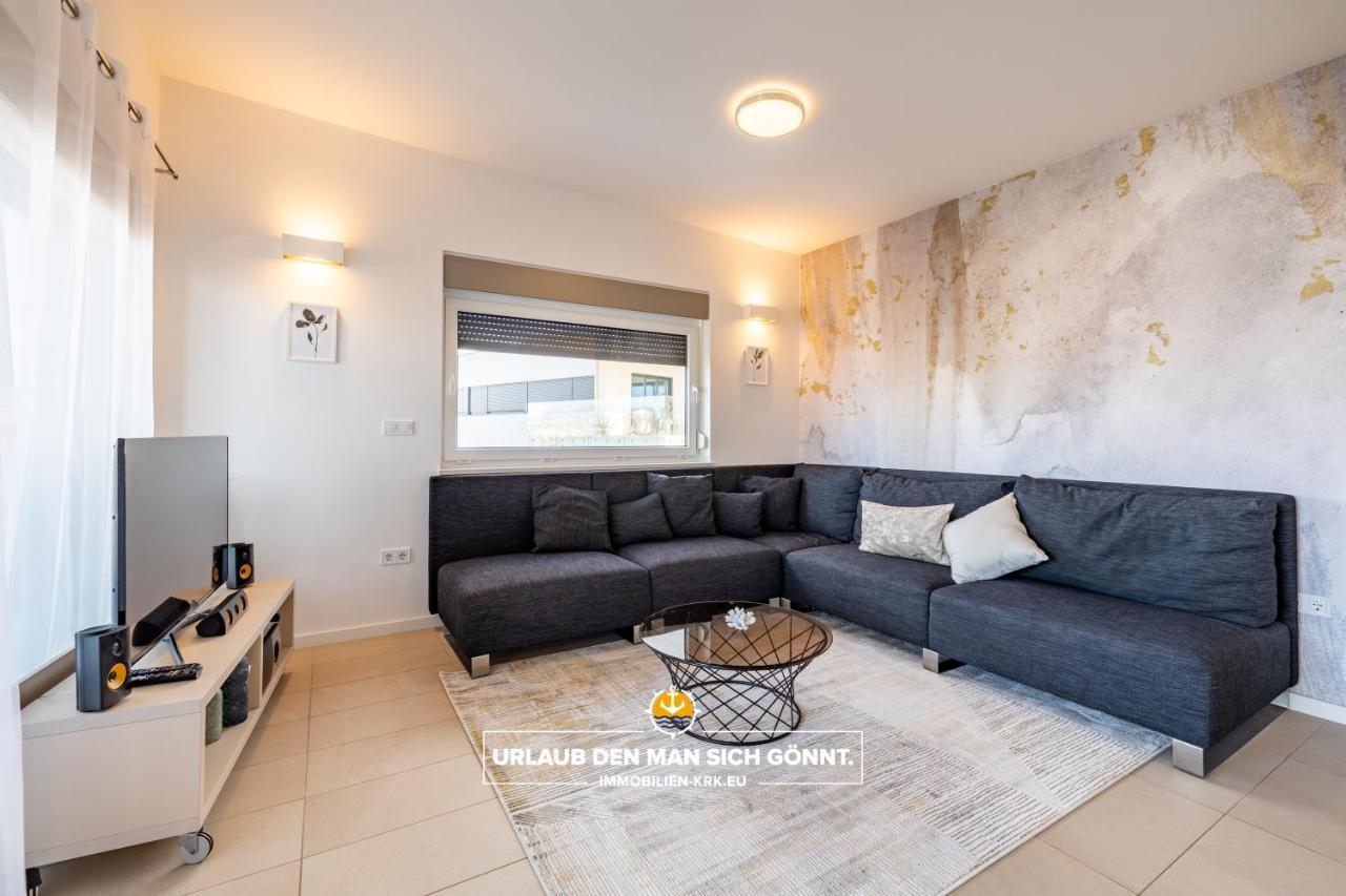 Ferienwohnung Penthouse Panorama Deluxe In Malinska Exterior foto
